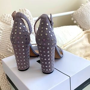 Studs honey! Beautiful solve vita Hendrix sexy shoes!